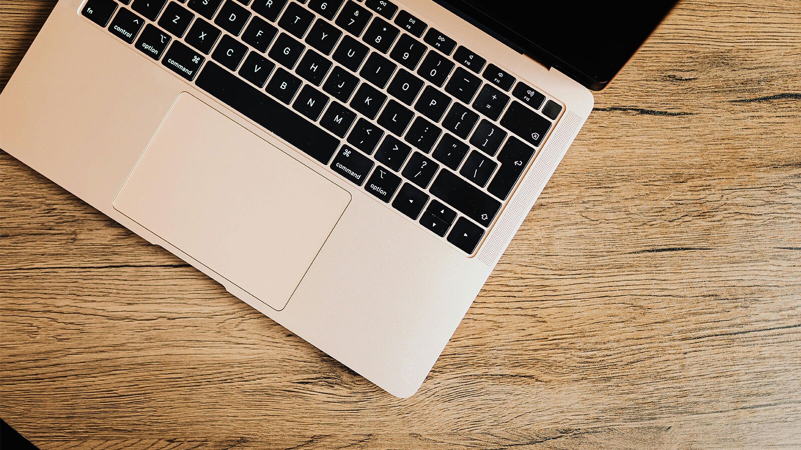 Got a new tablet or laptop, but your browsing is still slow? Try these tips to speed up your home connection