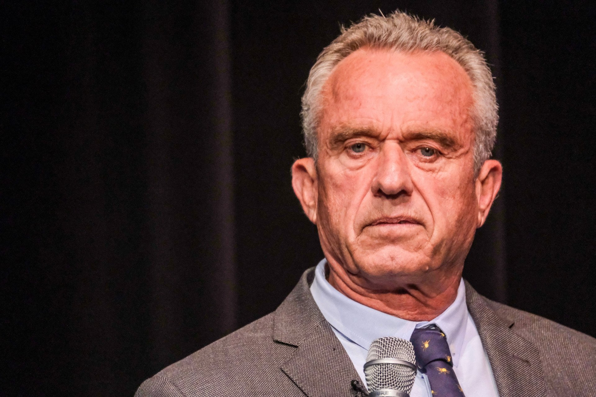 In Unprecedented Move, Six Former Surgeons General Warn That RFK Jr. Is Endangering America