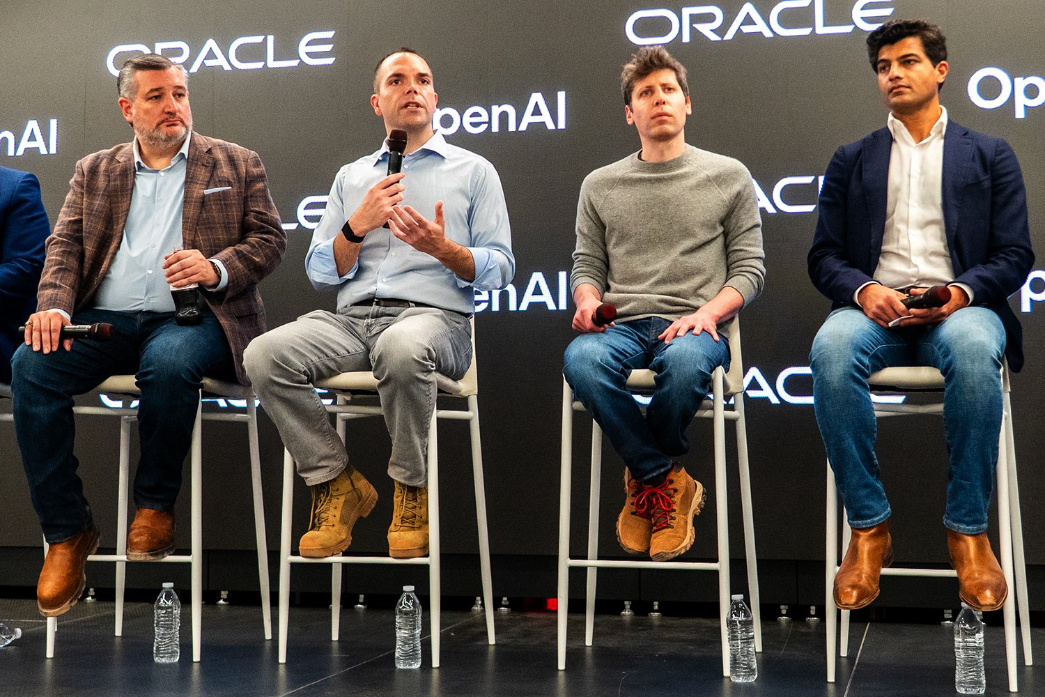 Is the AI Conveyor Belt of Capital About to Stop?