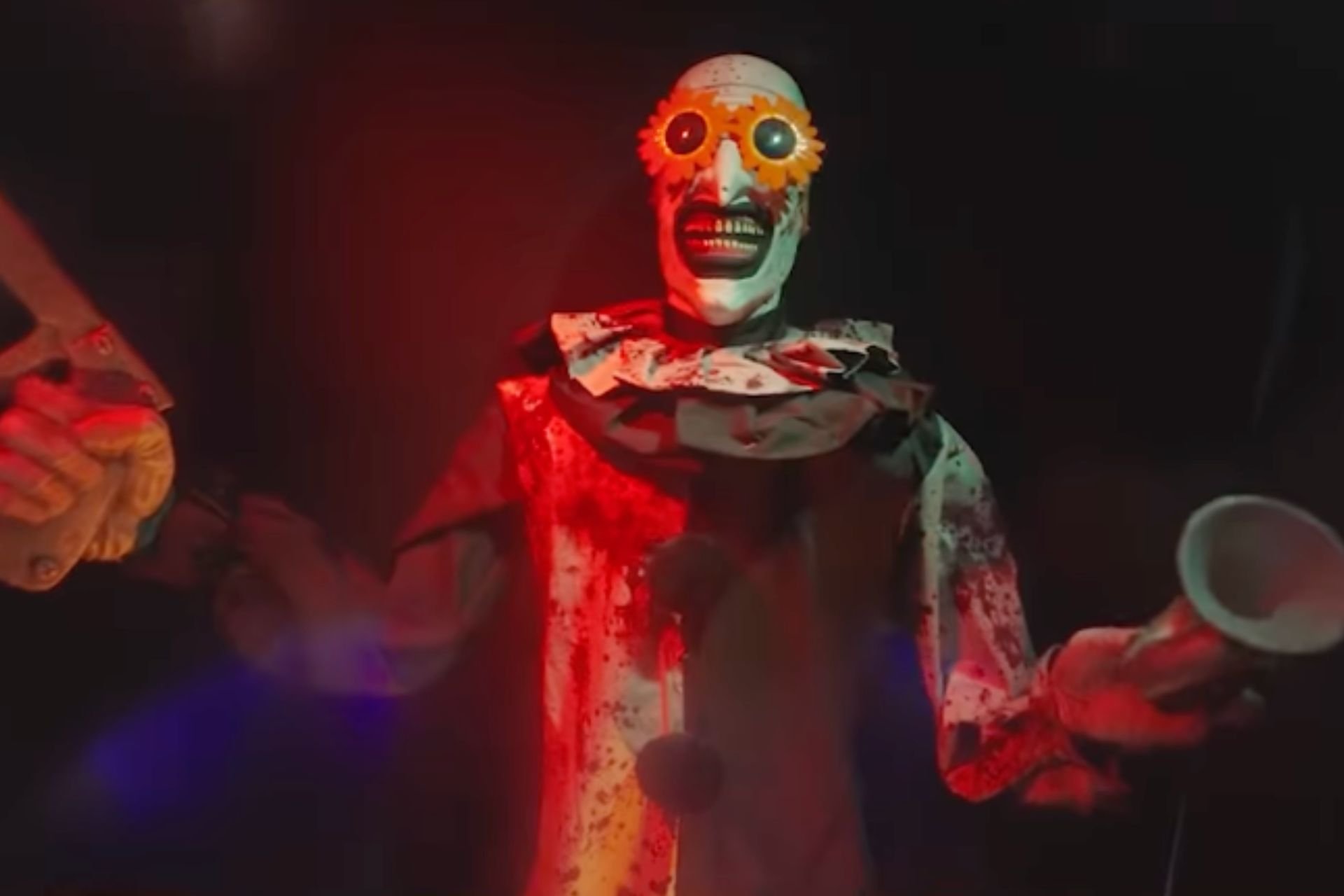Just Look How Bloody Gross Universal’s ‘Terrifier’ Haunted House Is