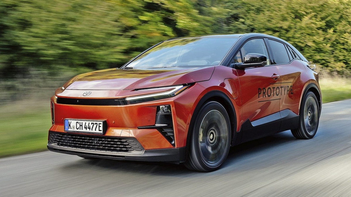 Probefahrt Toyota C-HR +: Aus Schaden wird man Plus