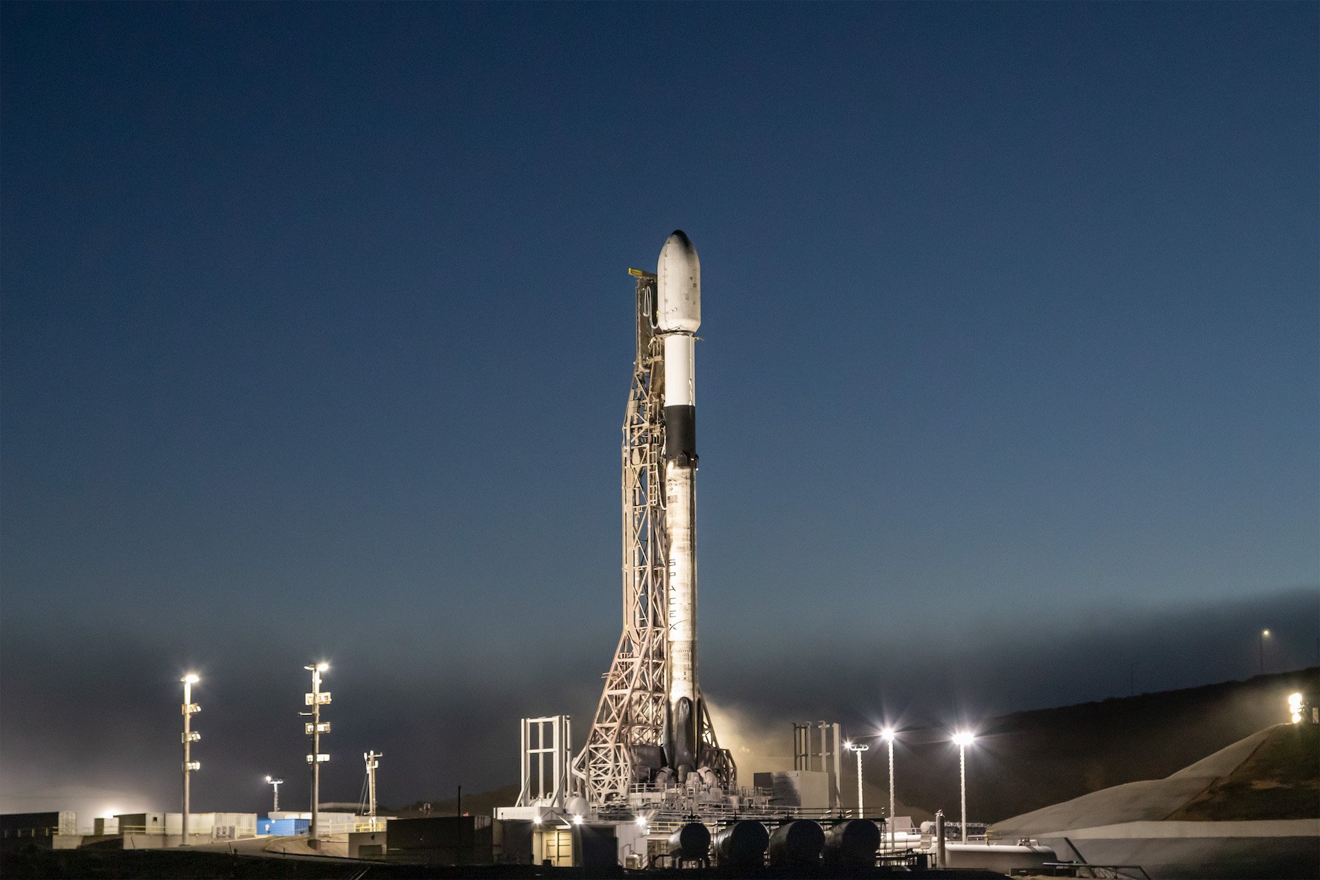 SpaceX’s Secret ‘Starshield’ Satellites Caught Using Unauthorized Frequencies