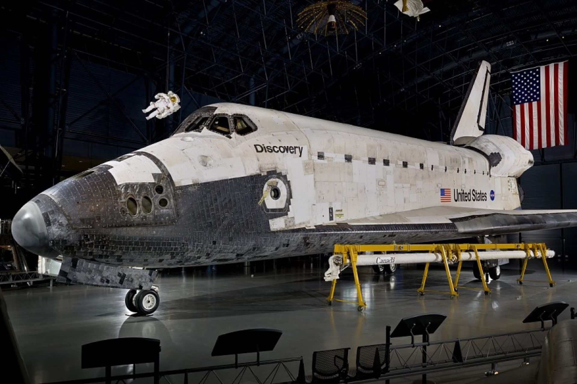 Texas Senators Want to Chop Up Space Shuttle Discovery