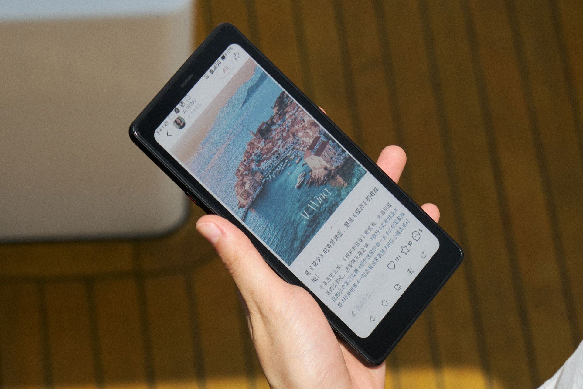You Really Can Get an Color E Ink Device In Any Size at This Point