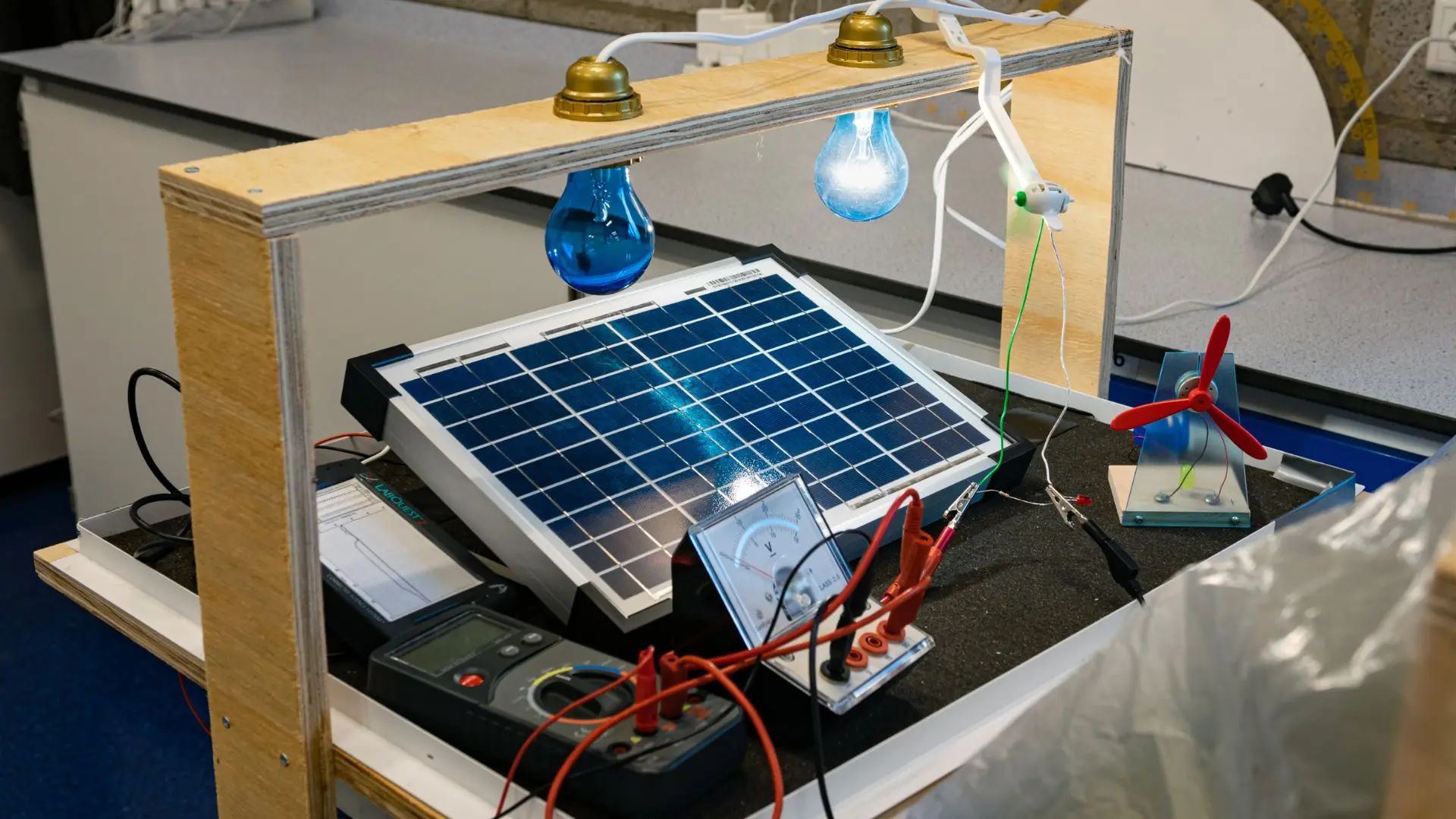 China’s solar-nuclear hybrid system reaches above 98% power reliability in tests