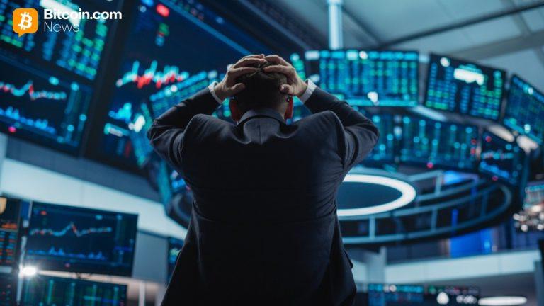 ETF Weekly: Bitcoin, Ether ETFs Bleed $1.8 Billion as Solana Stays Green