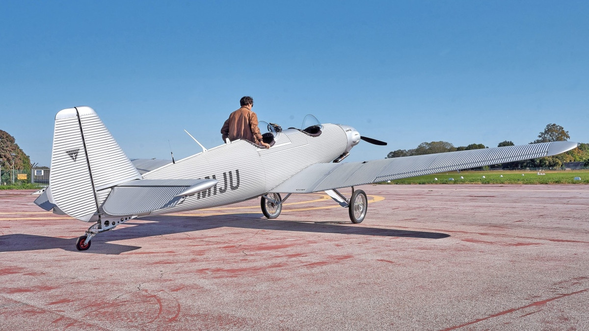 Junkers A50 Junior: Volare a Venezia