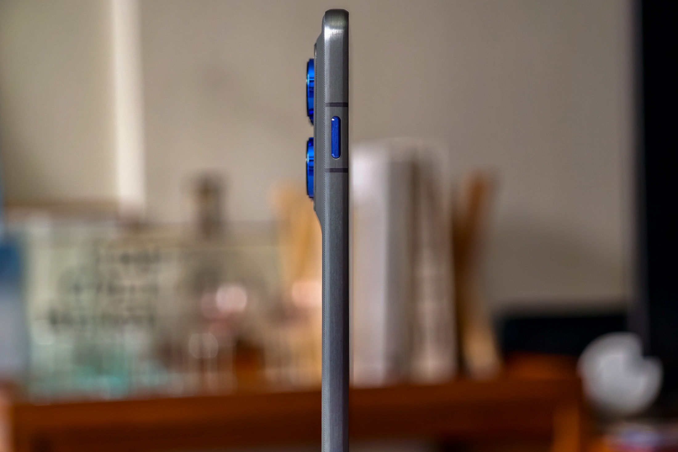 Motorola’s Edge 70 is the blueprint for future thin phones