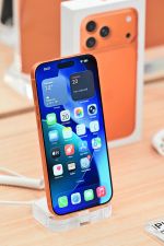 Nie mehr verschlafen: iOS 26.1 färbt “Liquid Glass” ein und ändert Weckfunktion