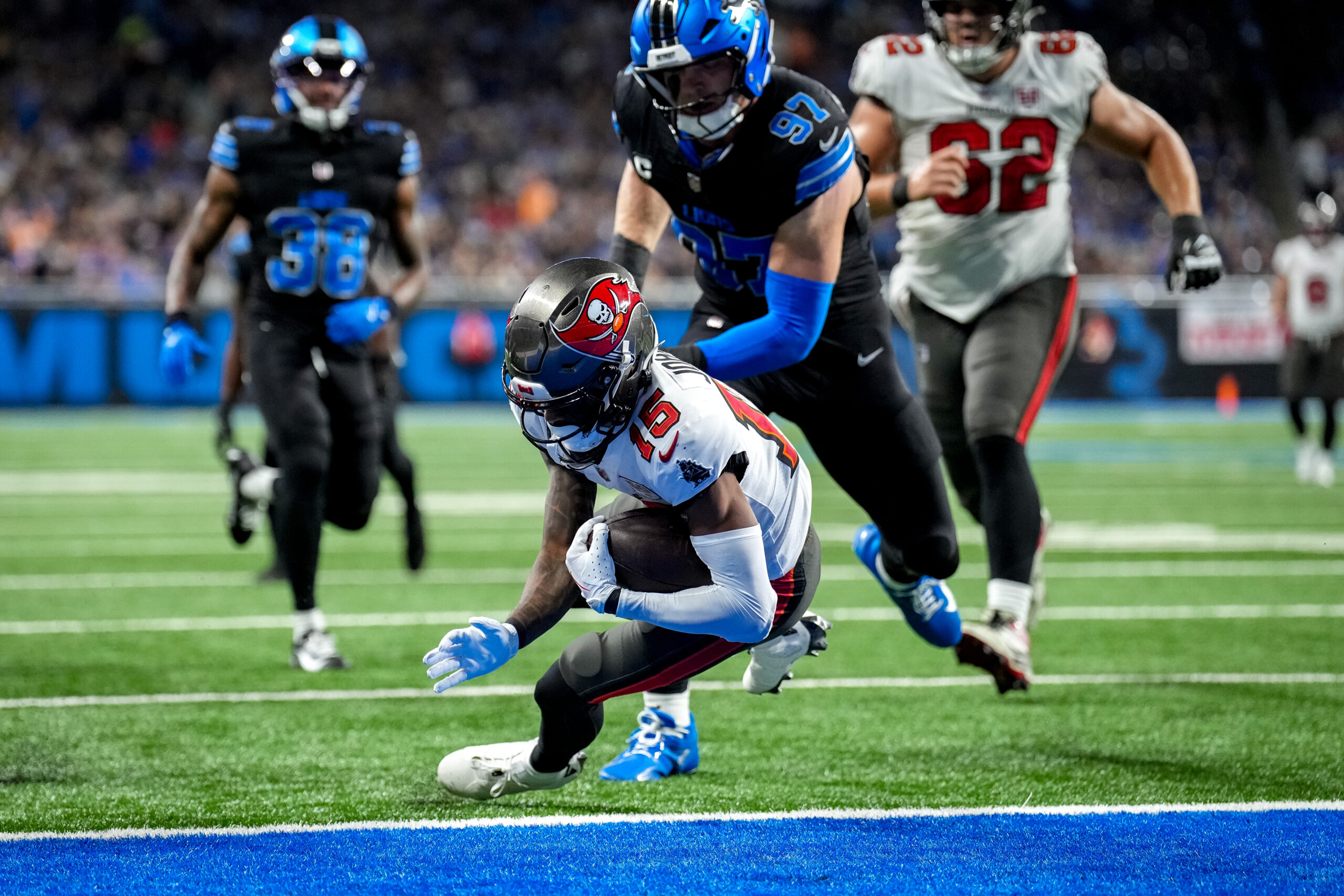 Sports streaming is a fragmented hot mess