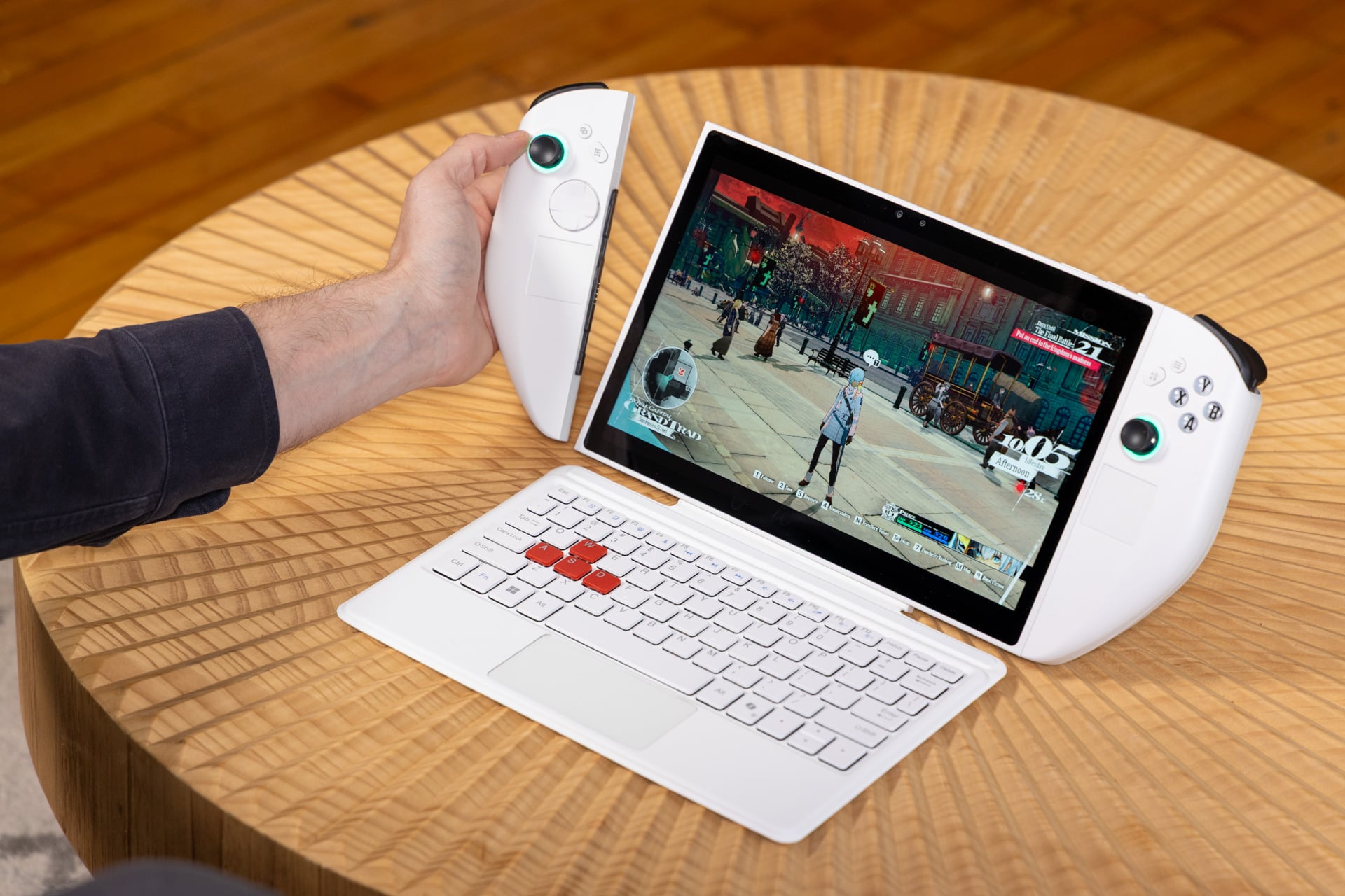 This Huge 11-Inch Handheld Can’t Quite Be the 3DS of PC Gaming