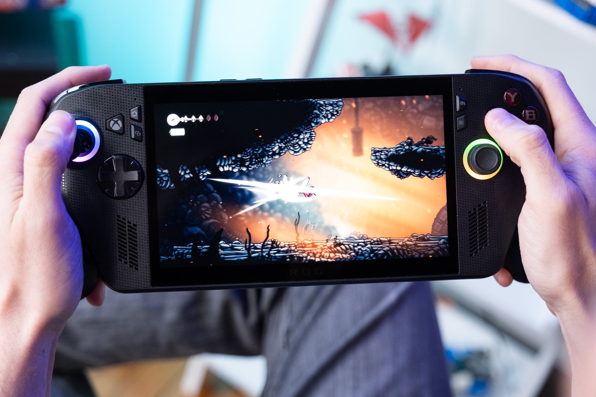 We Bullied Microsoft Into Making Its Handheld Feel More Like an Xbox
