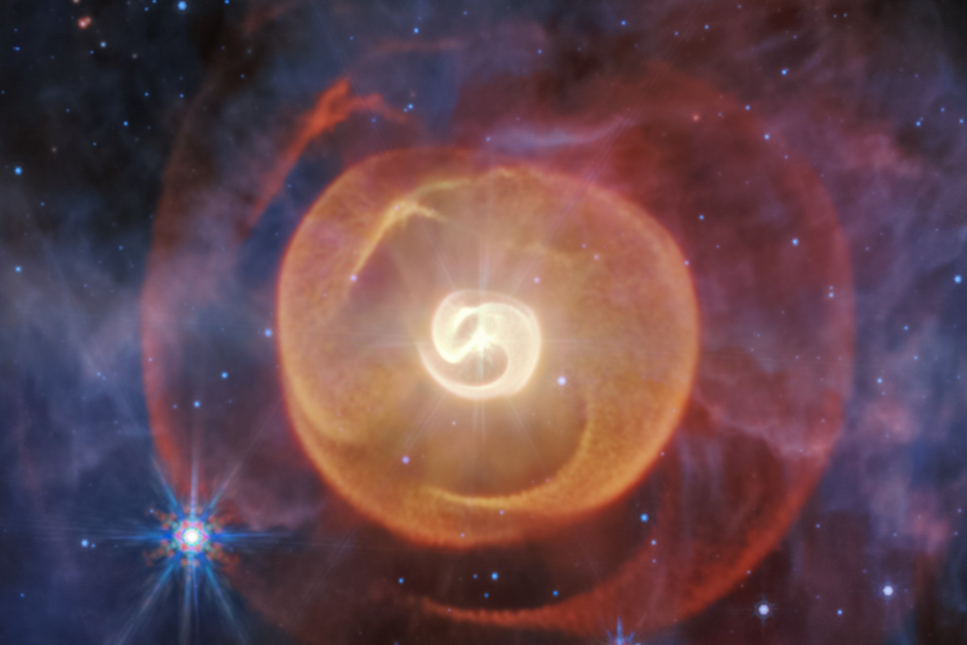 Webb Captures a Stunning Cosmic Structure We’ve Never Seen Before