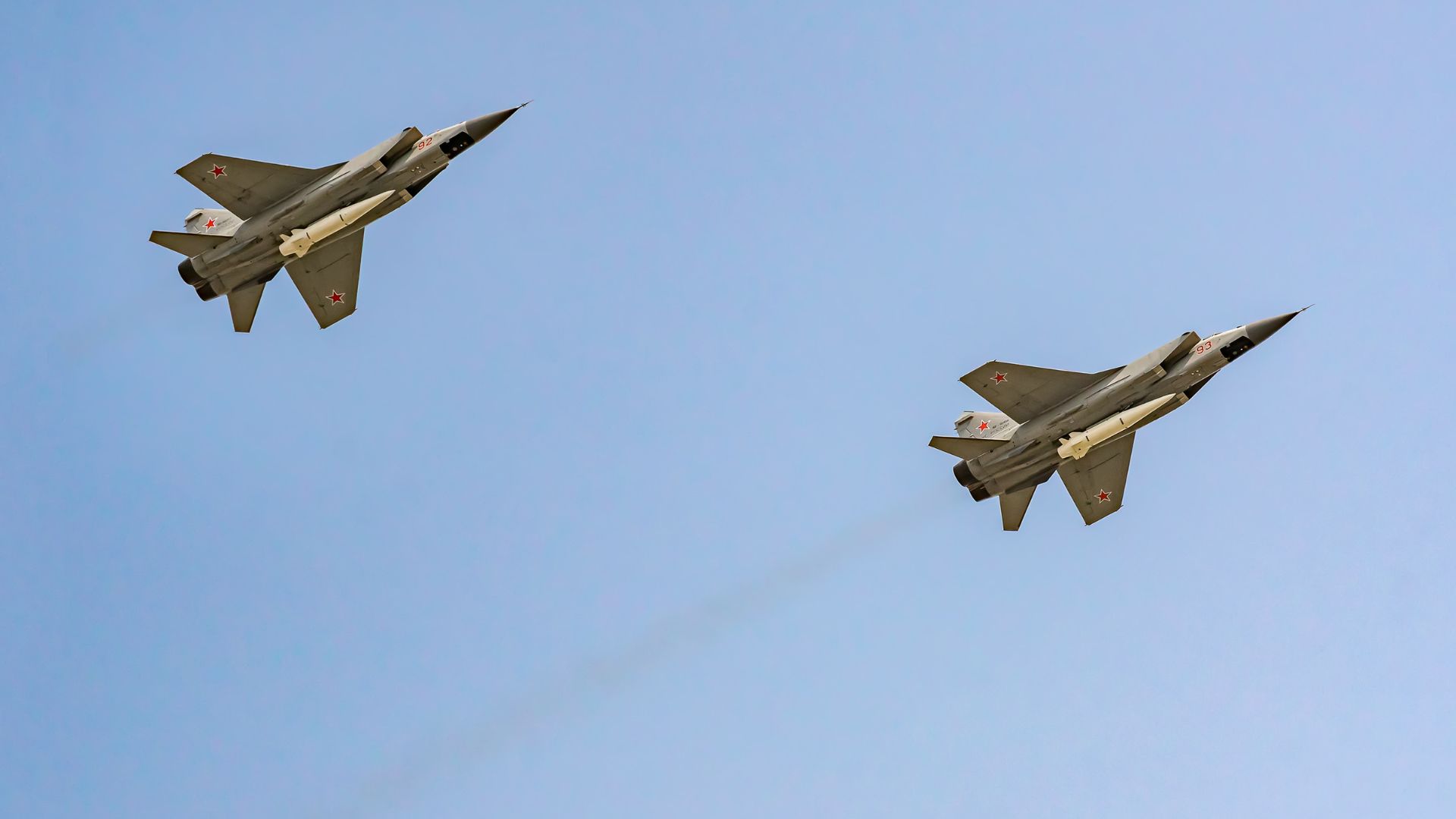 World War 2 music helps Ukraine jam Russia’s deadly hypersonic missiles