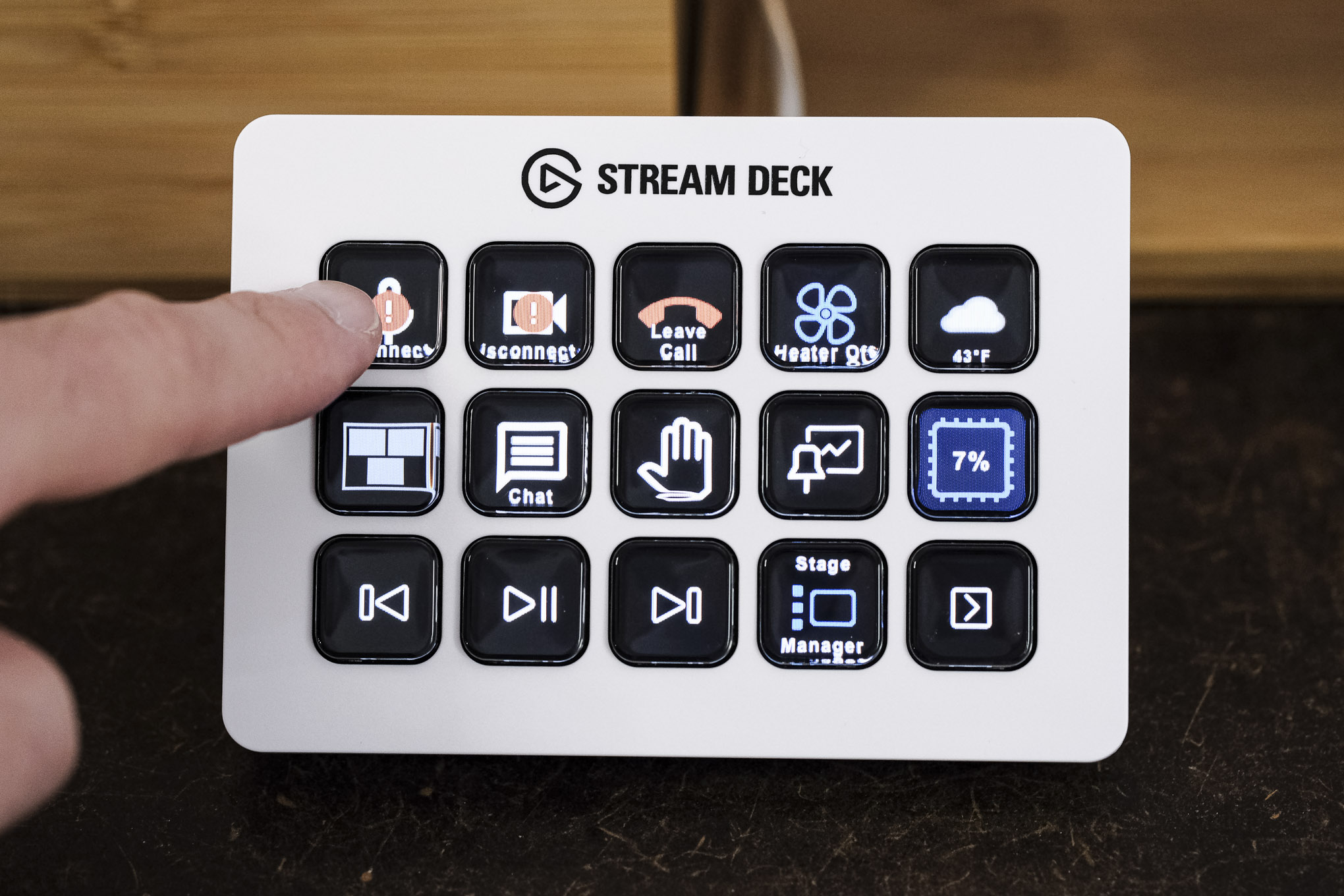 Your Stream Deck’s ‘device not supported’ error should fix itself if you log in
