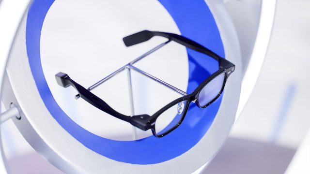 Alibaba Launches Smart Glasses to Rival Meta Ray-Ban Display