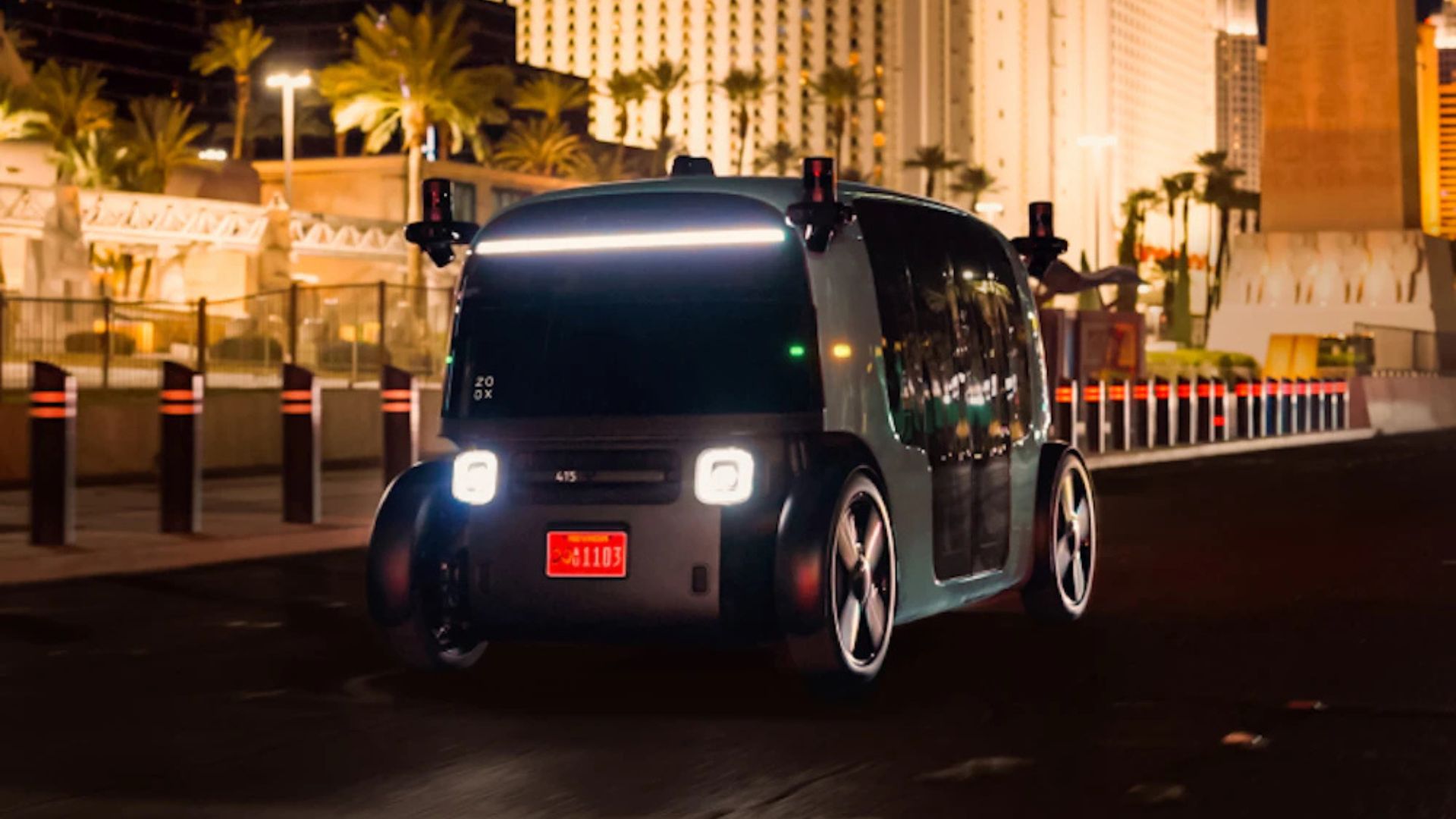 Amazon’s robotaxis make risky intersection stops, prompting 332-vehicle software recall