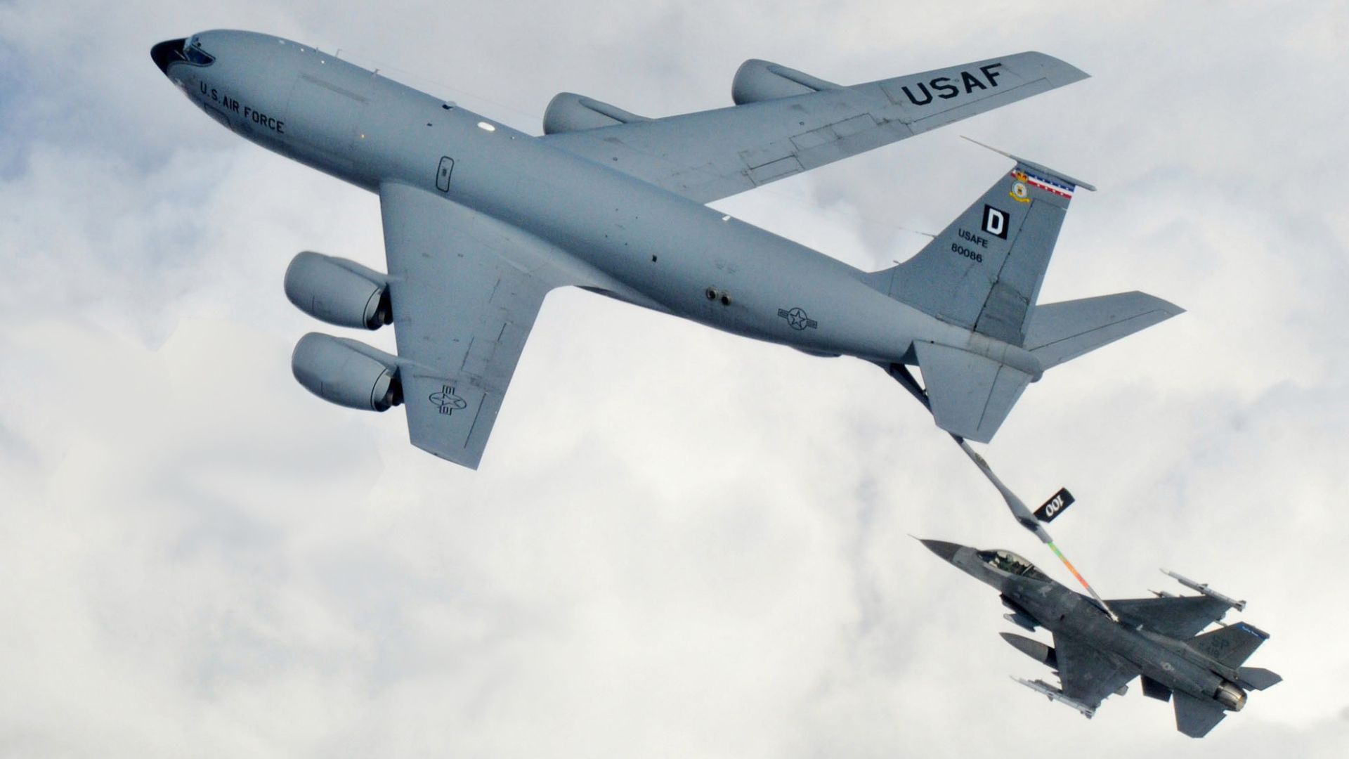 China’s unmanned drones refuel autonomously in harsh conditions, boosting strike reach