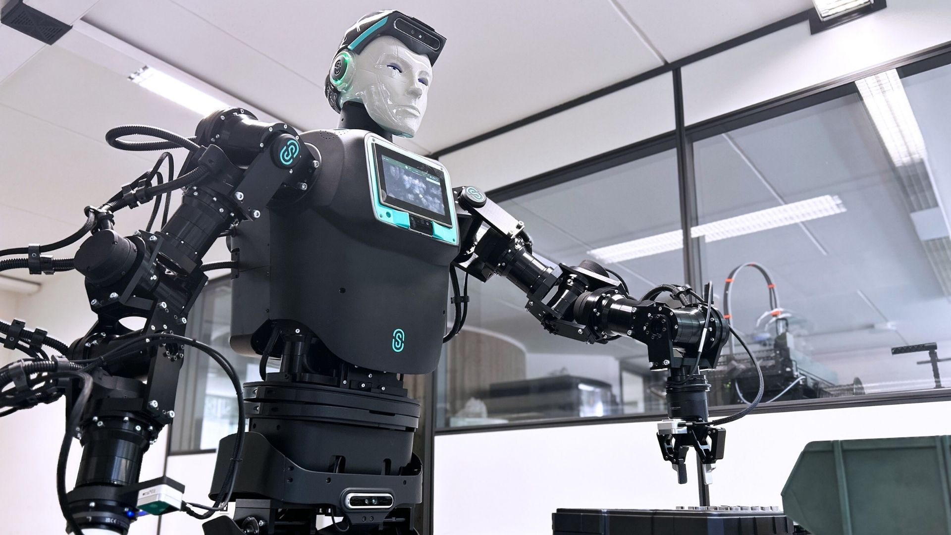 European firm to deploy humanoid robots in semiconductor production for first time