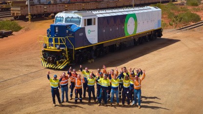 Infinity Train 2: Güterzug fährt mit 200 E-Auto-Batterien