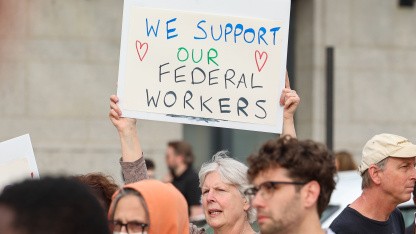 Nach Doge-Entlassungen: US-Regierung sucht händeringend IT-Experten