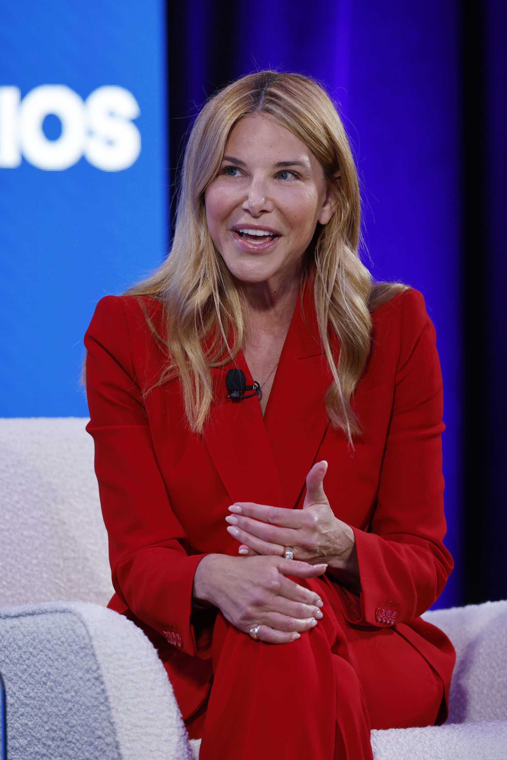 OpenAI hires Slack’s CEO as its chief revenue officer