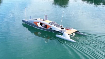 Schiffbau: Rekordversuch mit Pedal-Trimaran