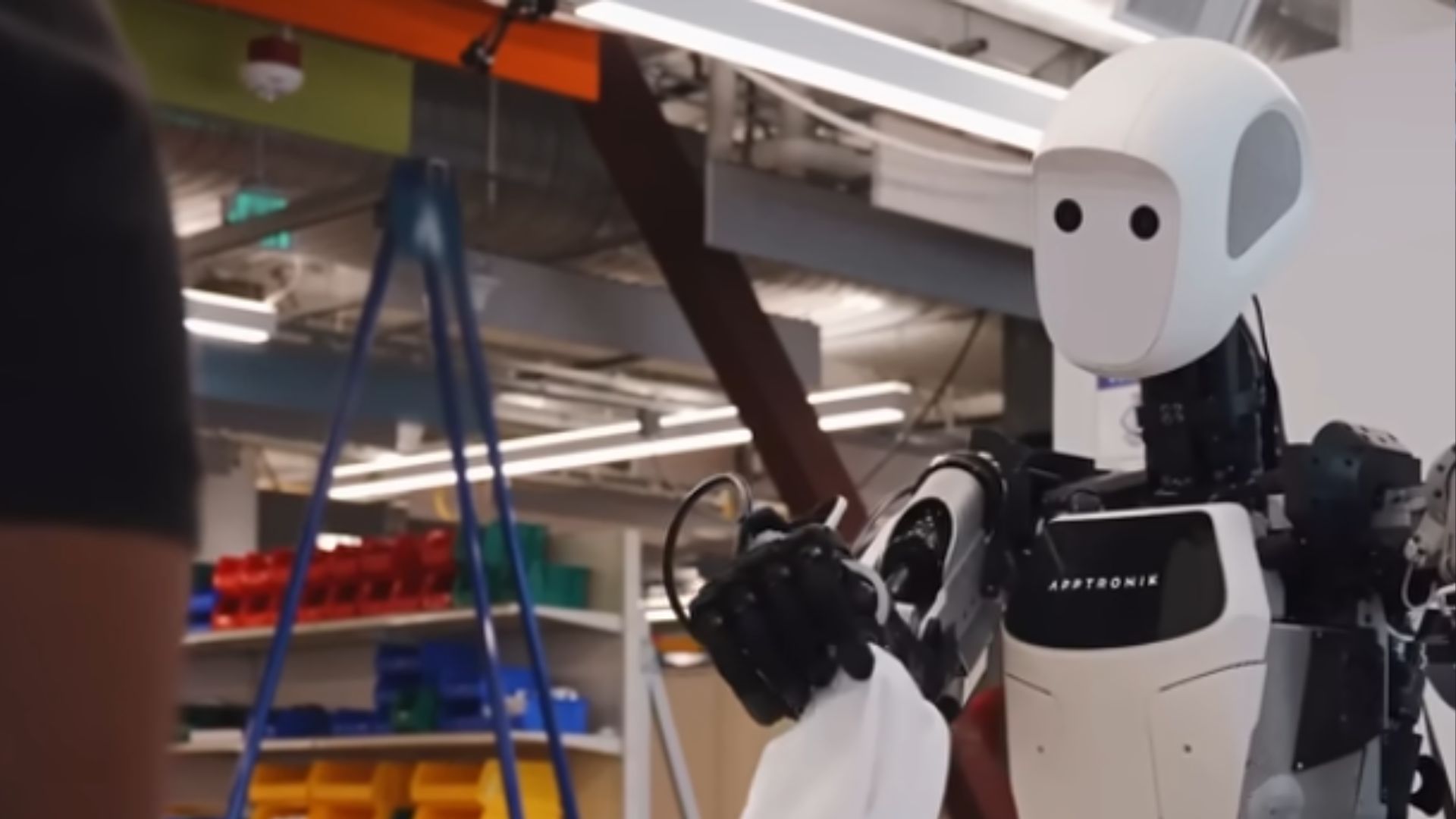 Watch Apollo humanoid robot tackle never-before-seen objects with Google DeepMind