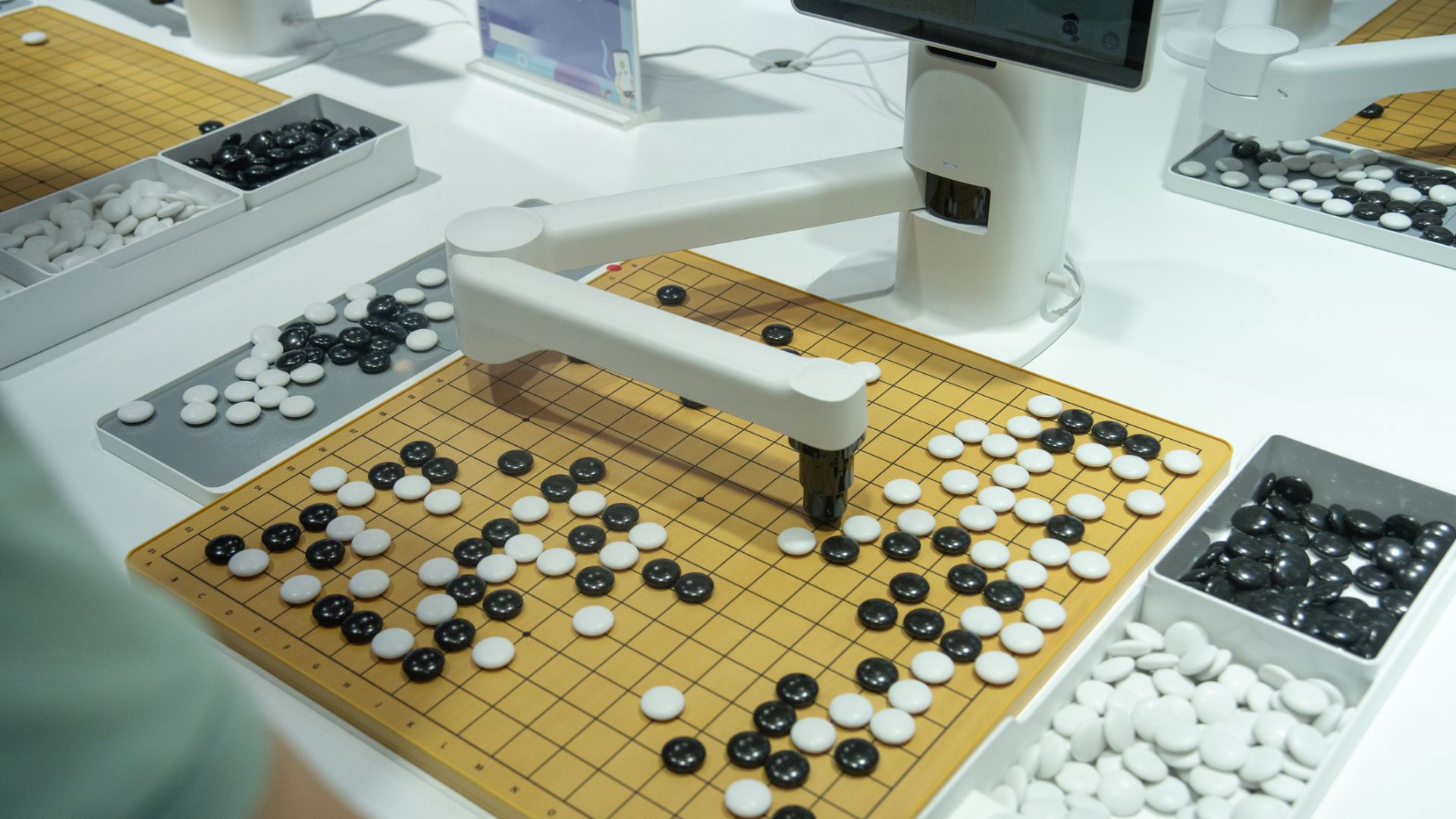 2,500-year-old board game inspires AI to tackle engine, data center overheating