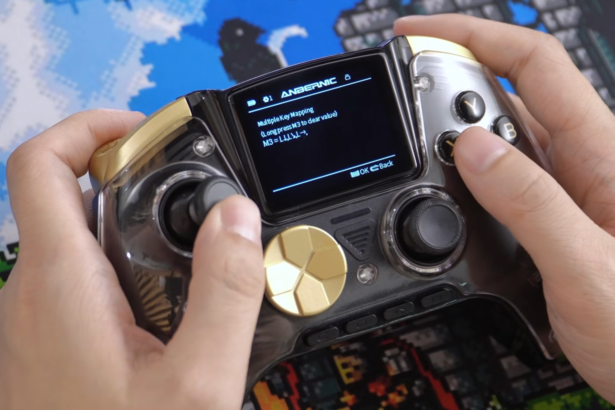 Anbernic’s next wireless controller adds a screen and heart rate monitoring