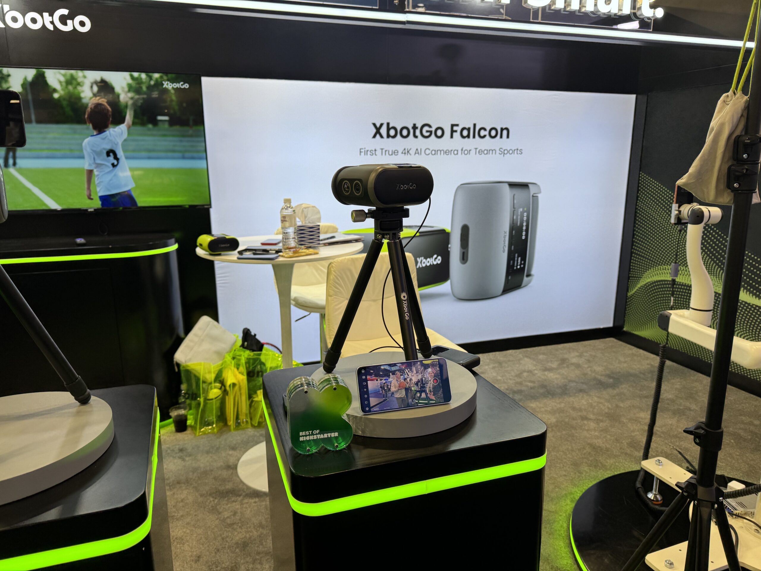 CES 2026: Capture video with the AI-tracking, subscription-free XbotGo Falcon
