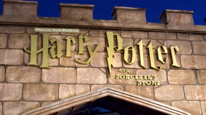 Claude, Gemini, GPT und Grok: Auch kommerzielle LLMs geben Harry Potter wieder