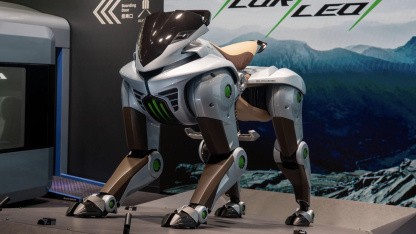 Corleo: Kawasaki bringt vierbeiniges Roboterpferd 21 Jahre früher