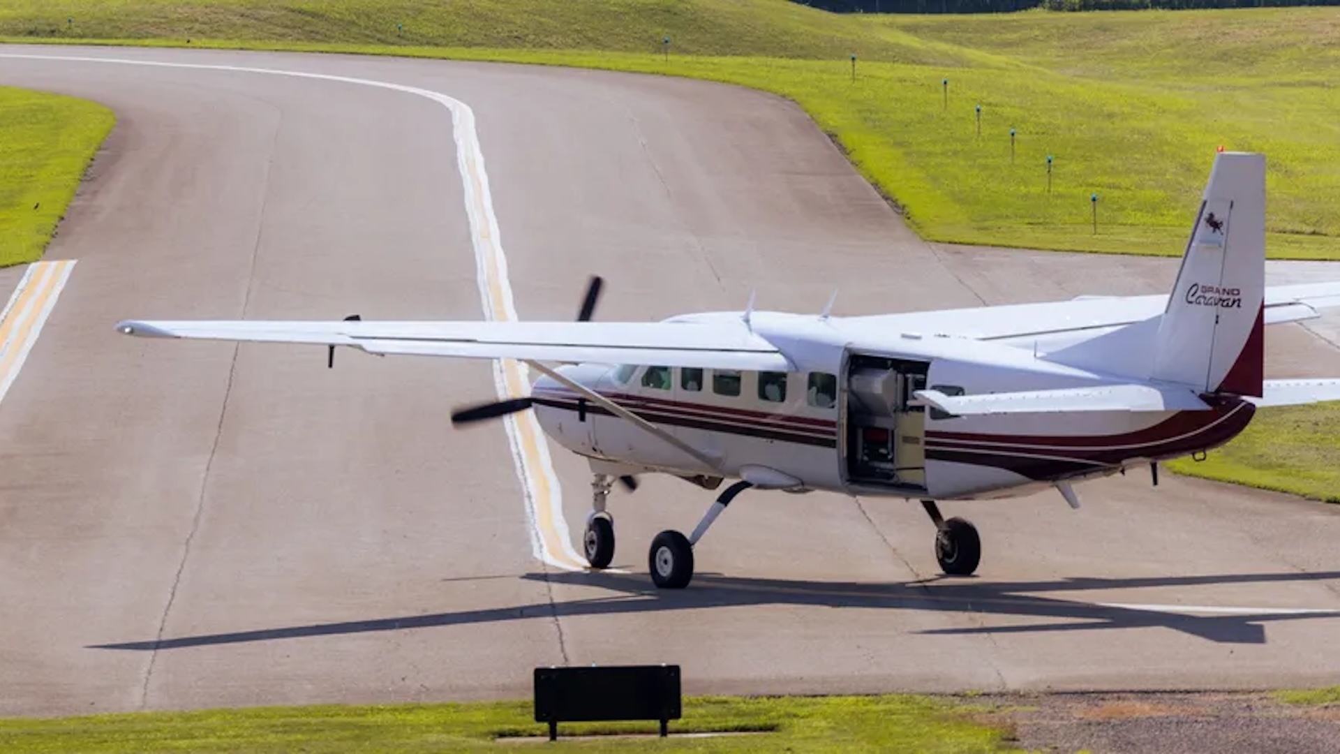 How US firm plans to beam solar power from orbit after world-first aircraft laser test