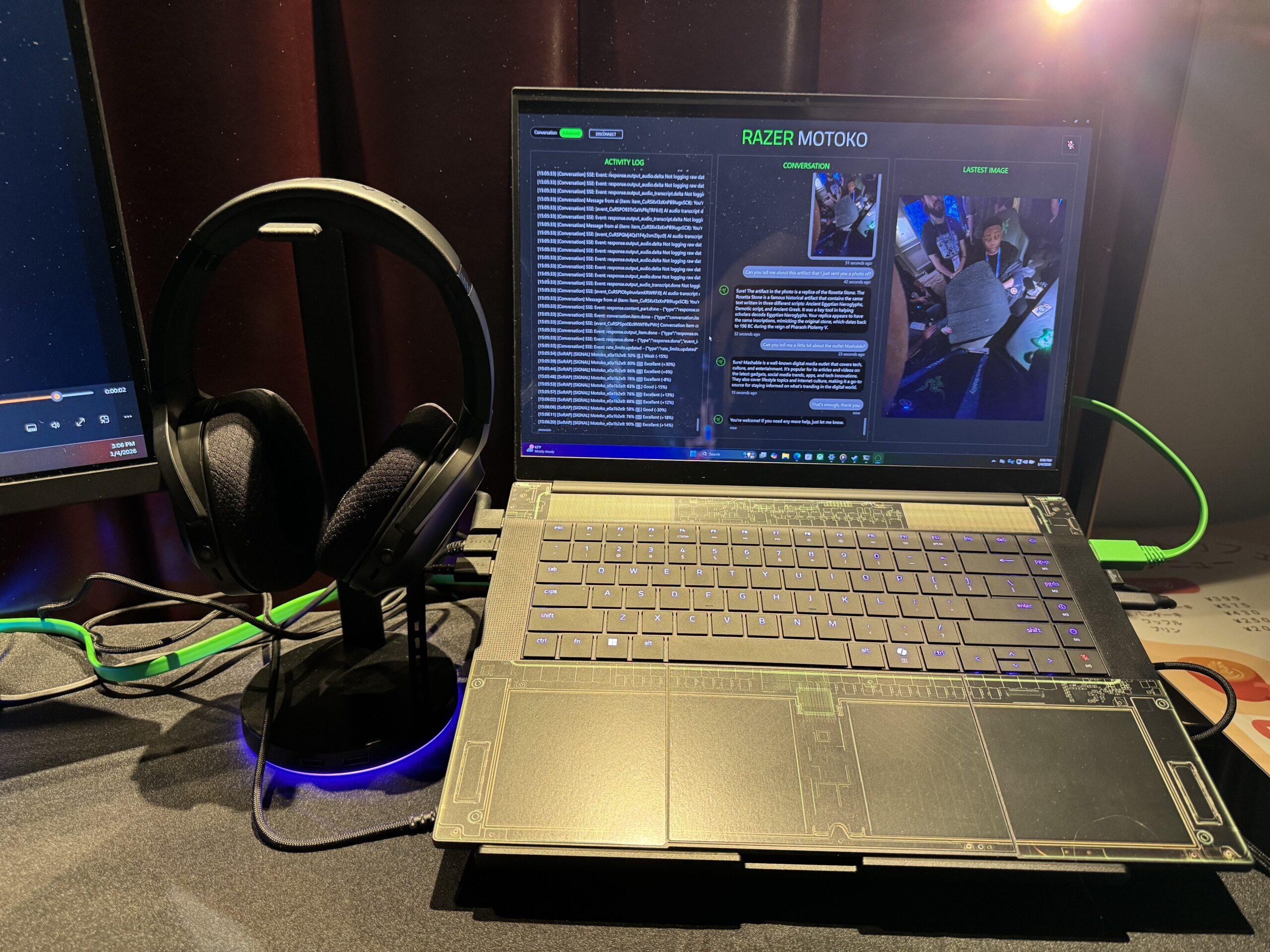 I tried Razers Project Motoko AI headphones at CES 2026. Move over, smart glasses.