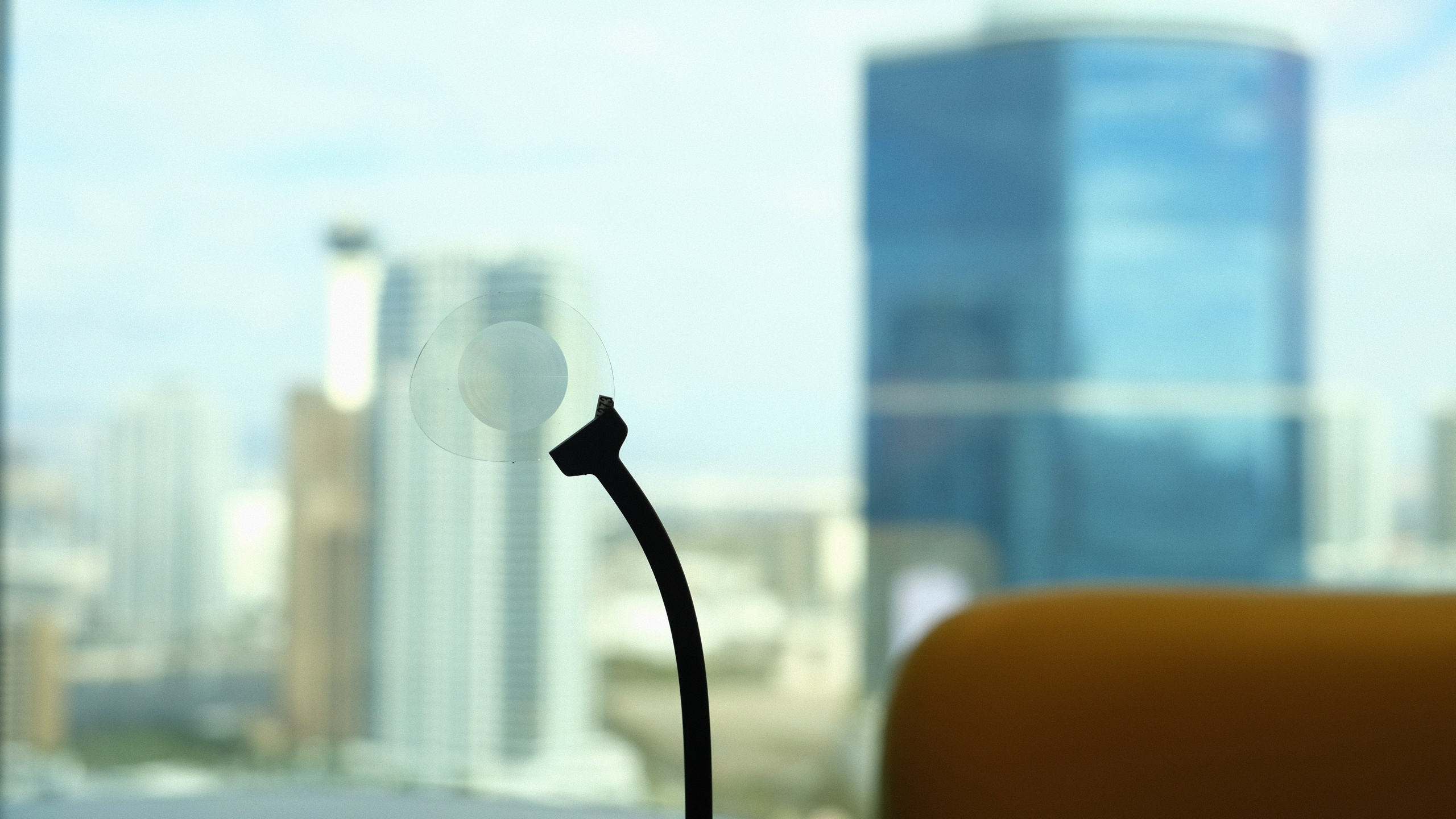 IXI’s autofocusing lenses are almost ready to replace multifocal glasses