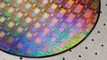 Multipliziert und invertiert: Forscher zeigen rechnenden Speicher für Matrixoperationen
