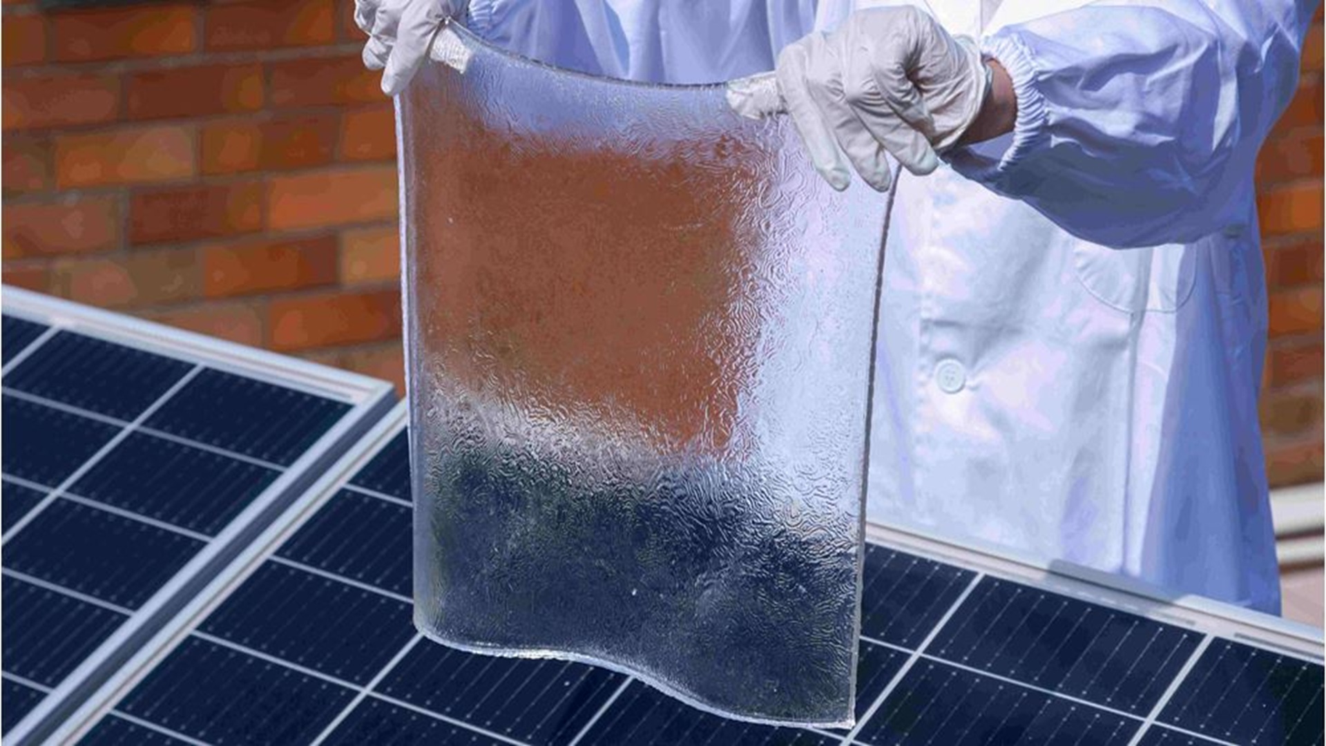 New hydrogel coating cuts solar panel heat by 29°F and boosts power output by 13%