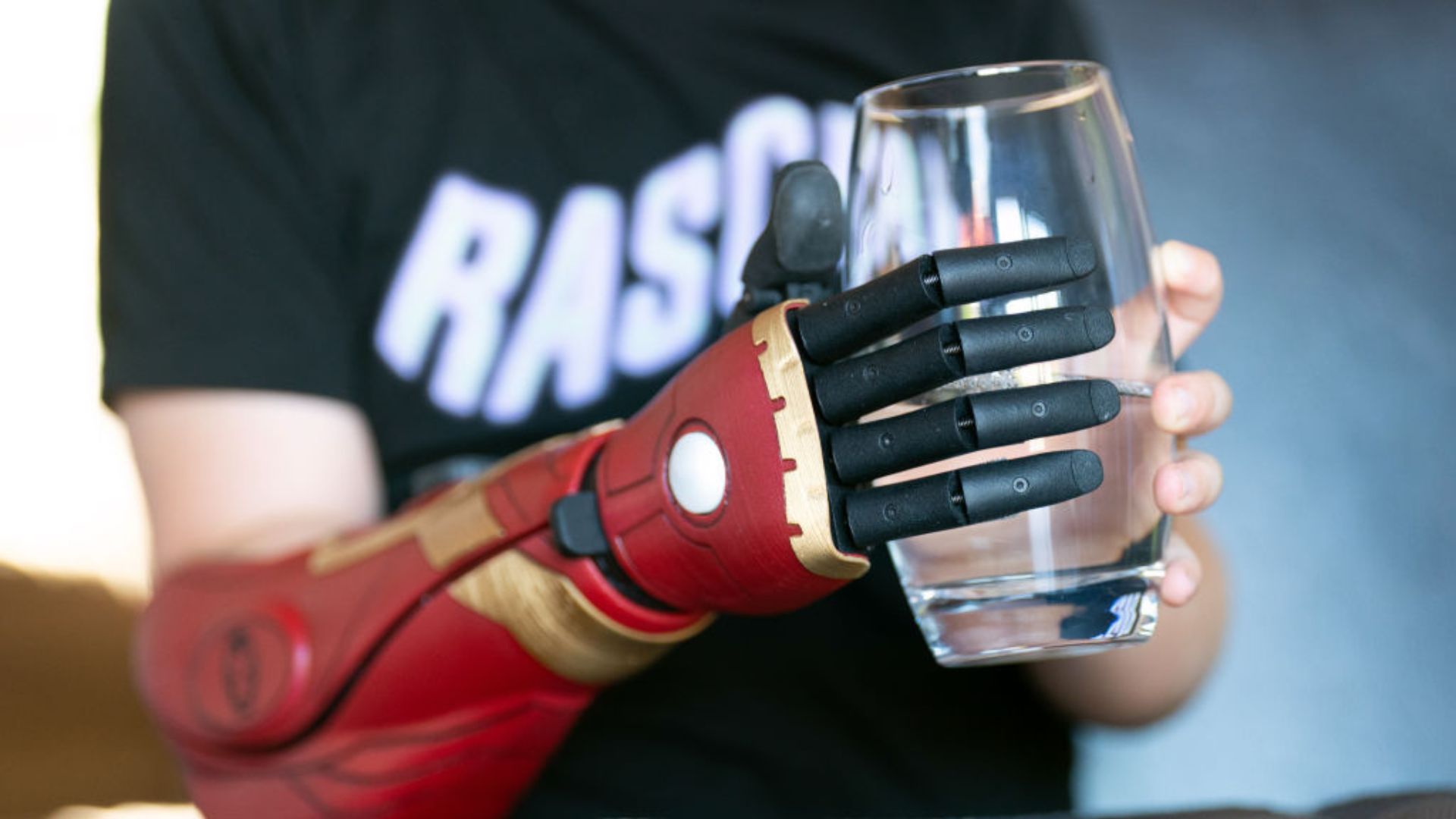 Prosthetic hands get identification boost to predict precise grip strength need