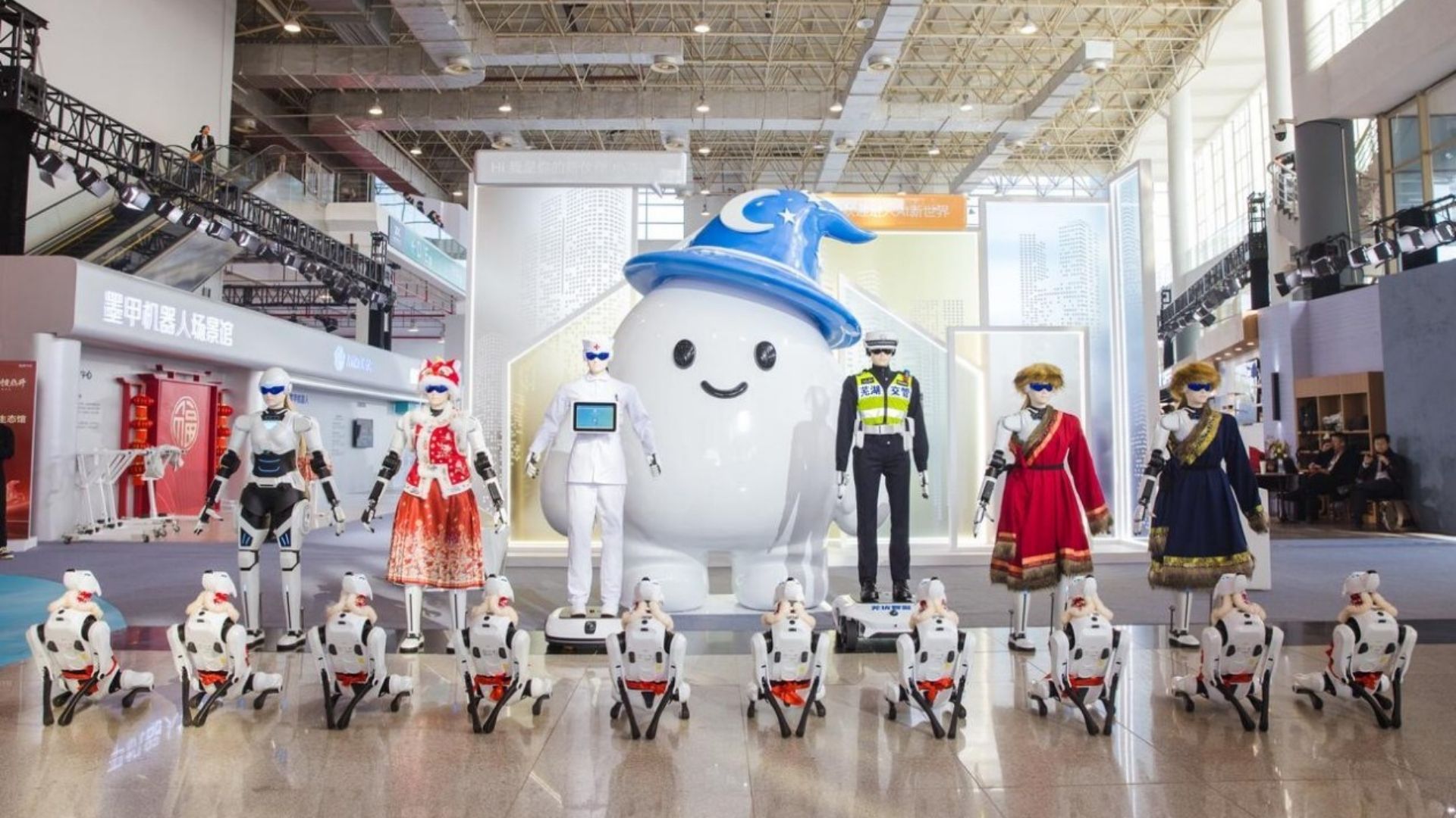 Robot family: Chinese carmaker shows humanoid, police, care bots in AI industry debut