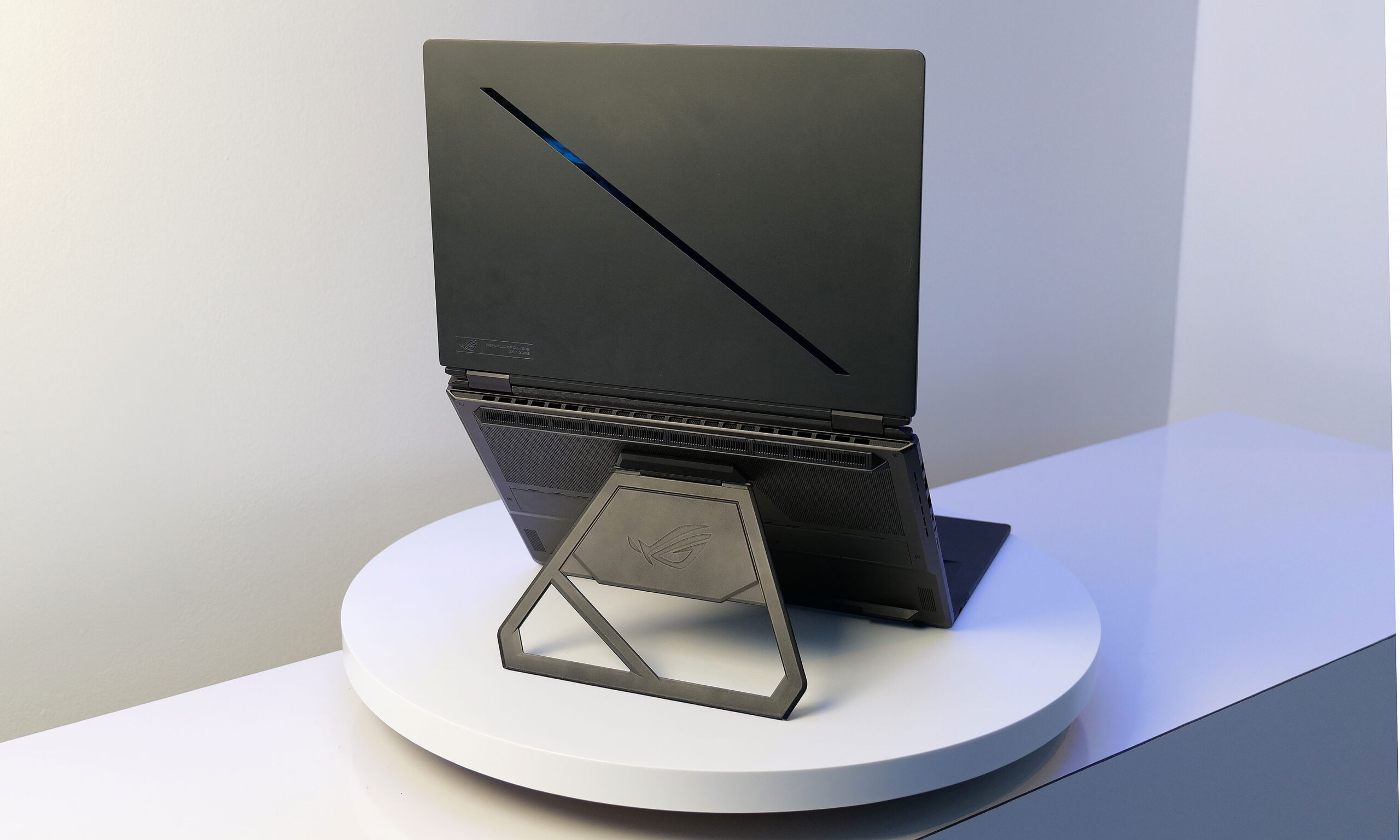 The ASUS ROG Zephyrus Duo is big, weird and kind of awesome
