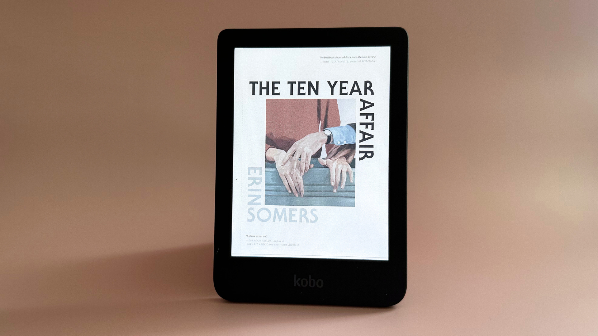 The Kobo Clara Colour is an awesome alternative to Amazons Kindle Paperwhite