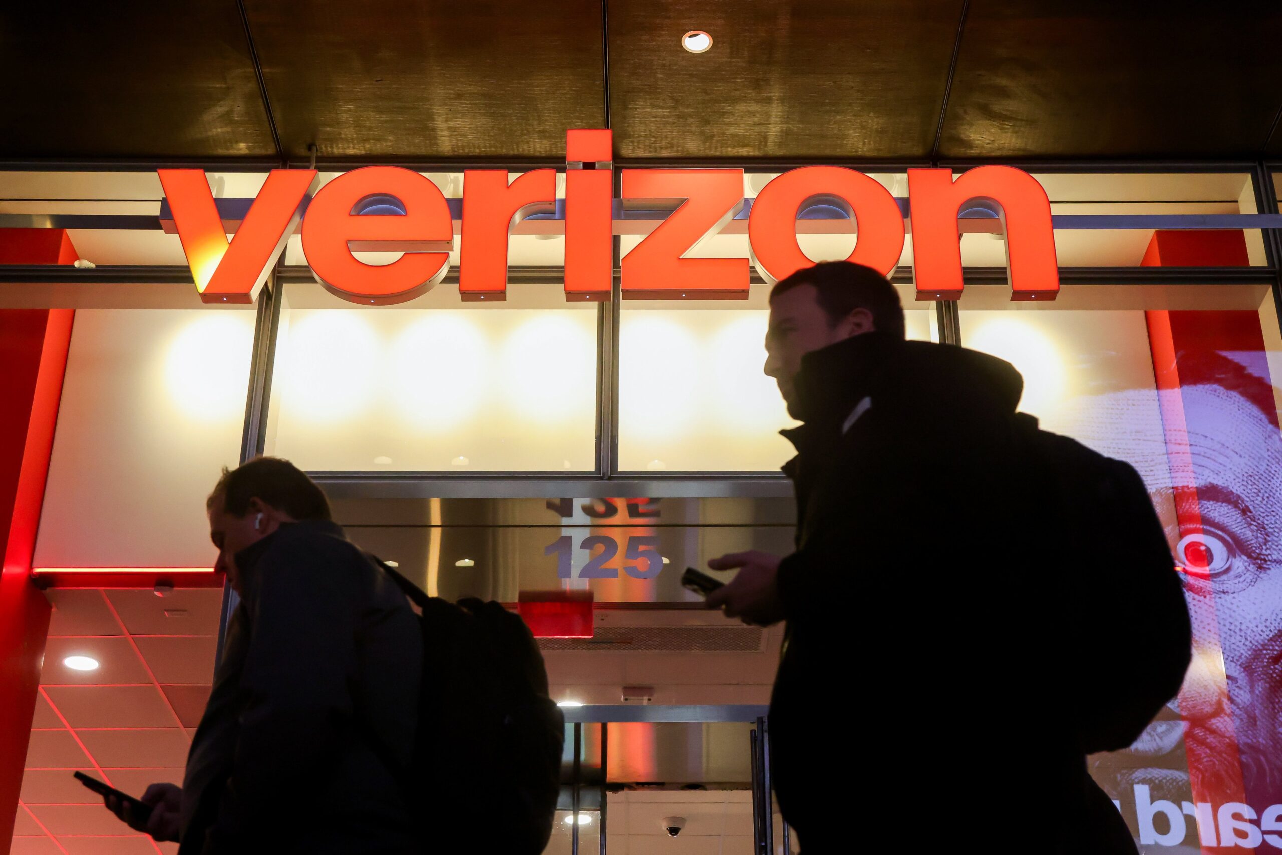 Verizon outage today: Verizon reveals how to fix ongoing issues, offers $20 credit