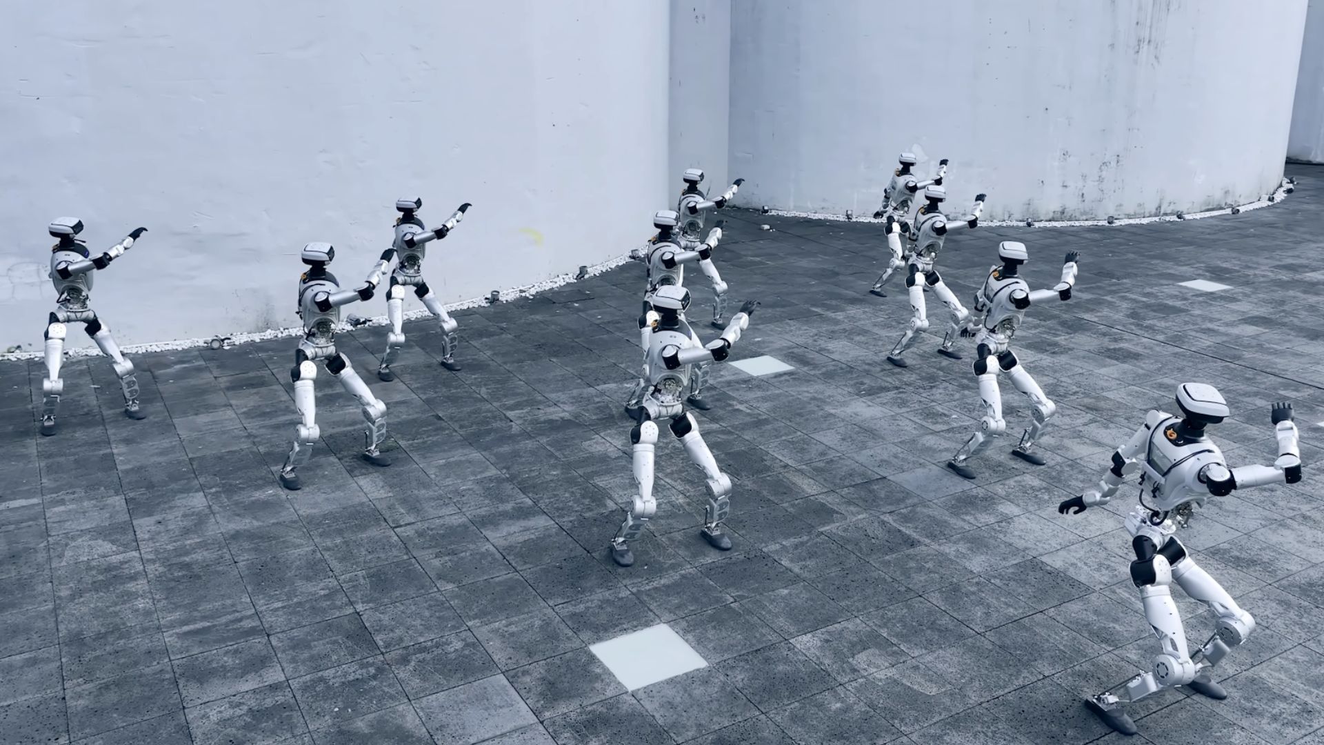 Video: China’s 18 humanoid robots emerge from crates in an Ex Machina-like scene