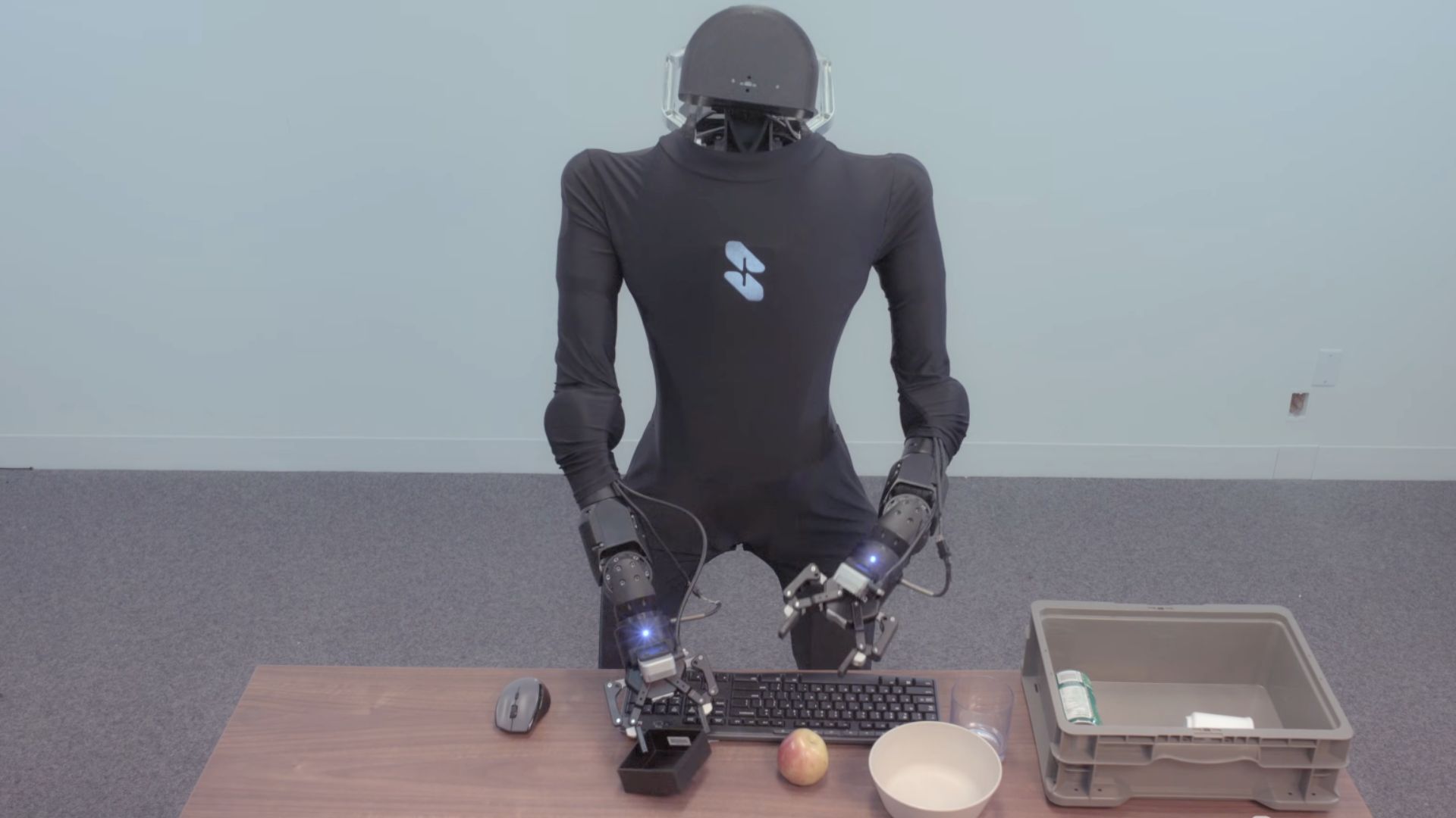 Video: Humanoid robot brain learns daily tasks just by watching human videos 