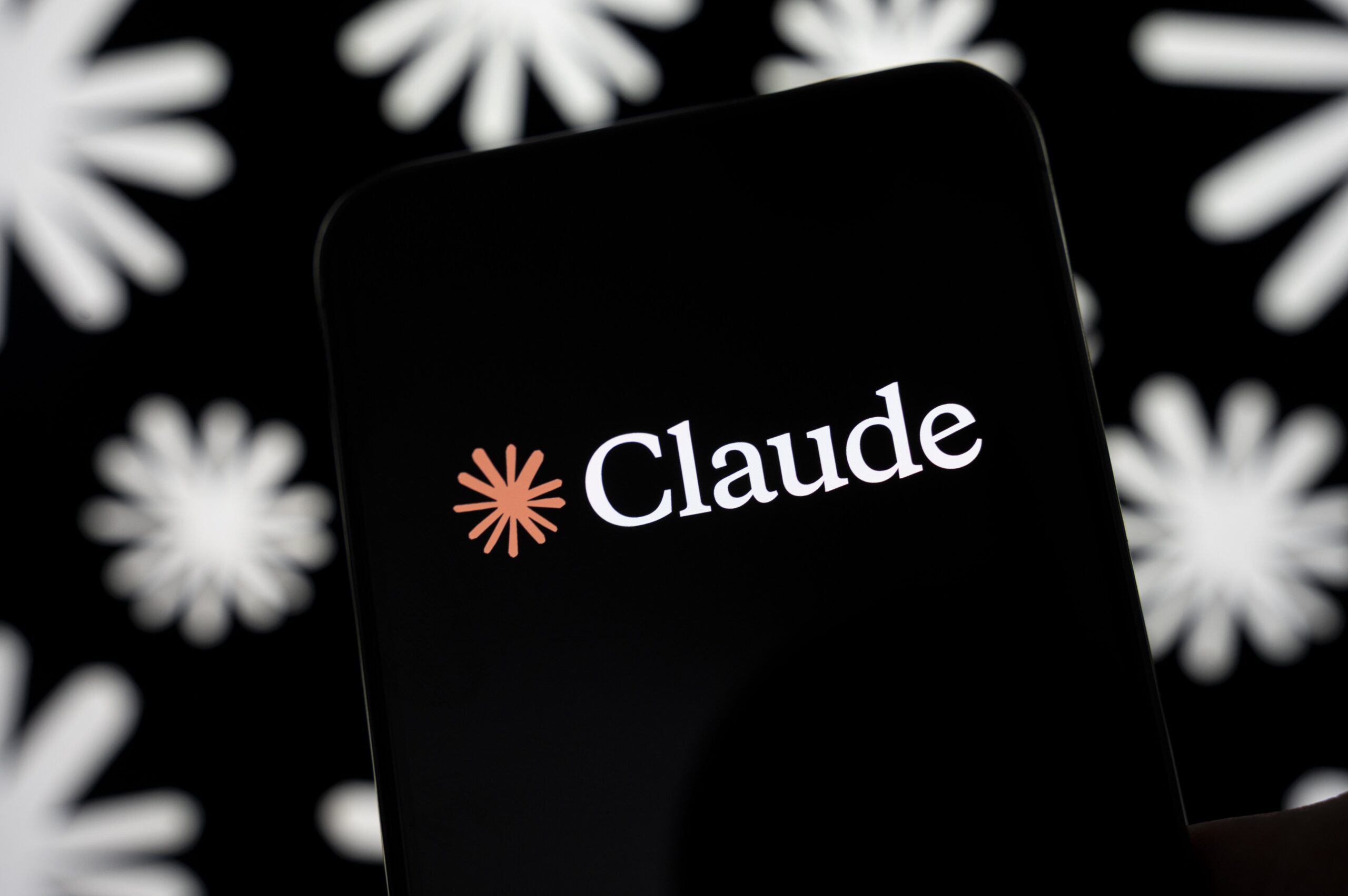 Anthropic releases Claude Sonnet 4.6: Benchmark performance, how to try it