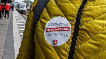 Betriebsratssitzung aufgenommen?: Staatsanwaltschaft ermittelt nach Tesla-Strafanzeige