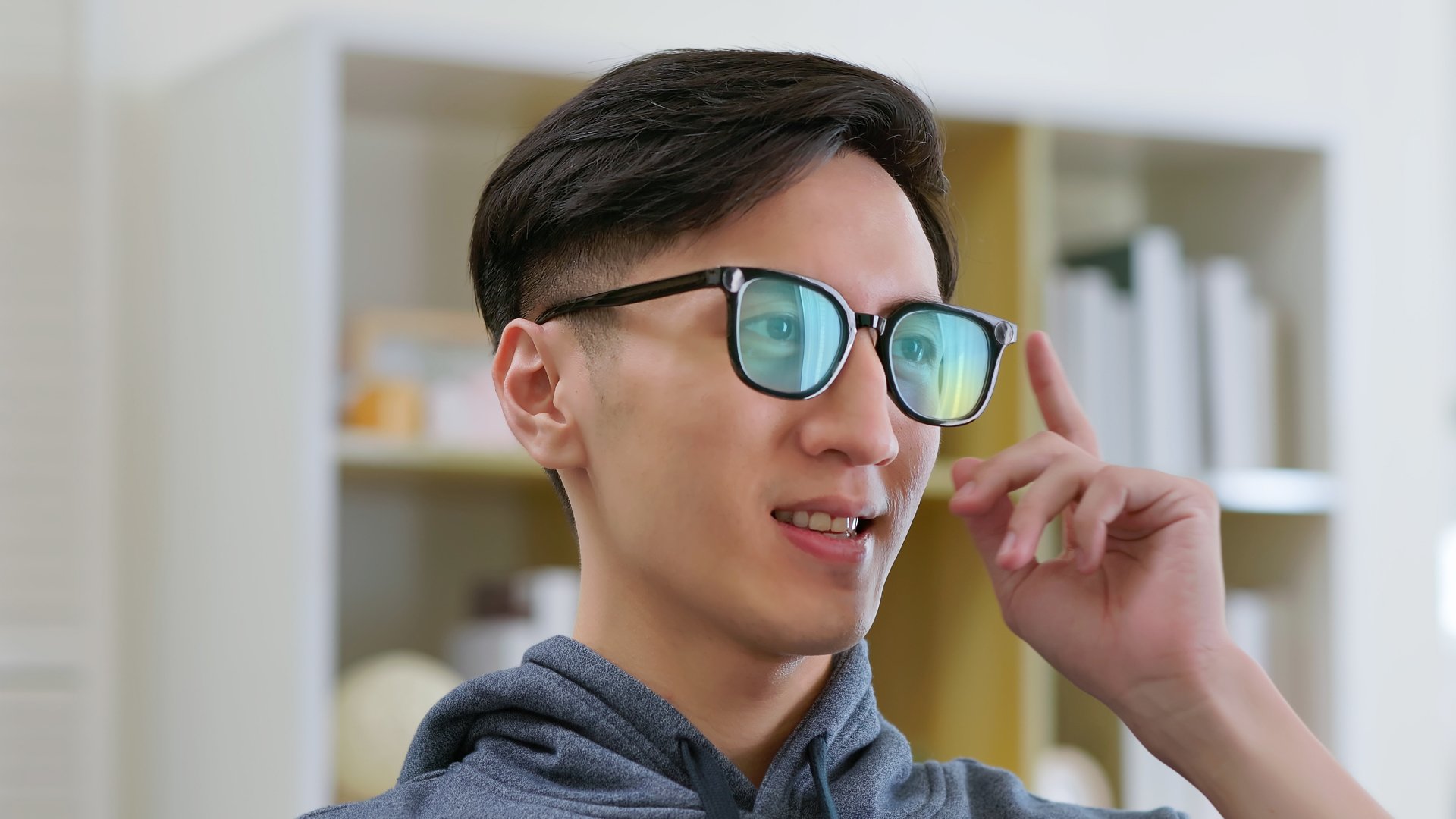 Dont hold your breath for Apples AR glasses, they might be a while