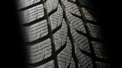 Heimliches Fahrzeug-Tracking: Spionage durch das Reifendruckkontrollsystem