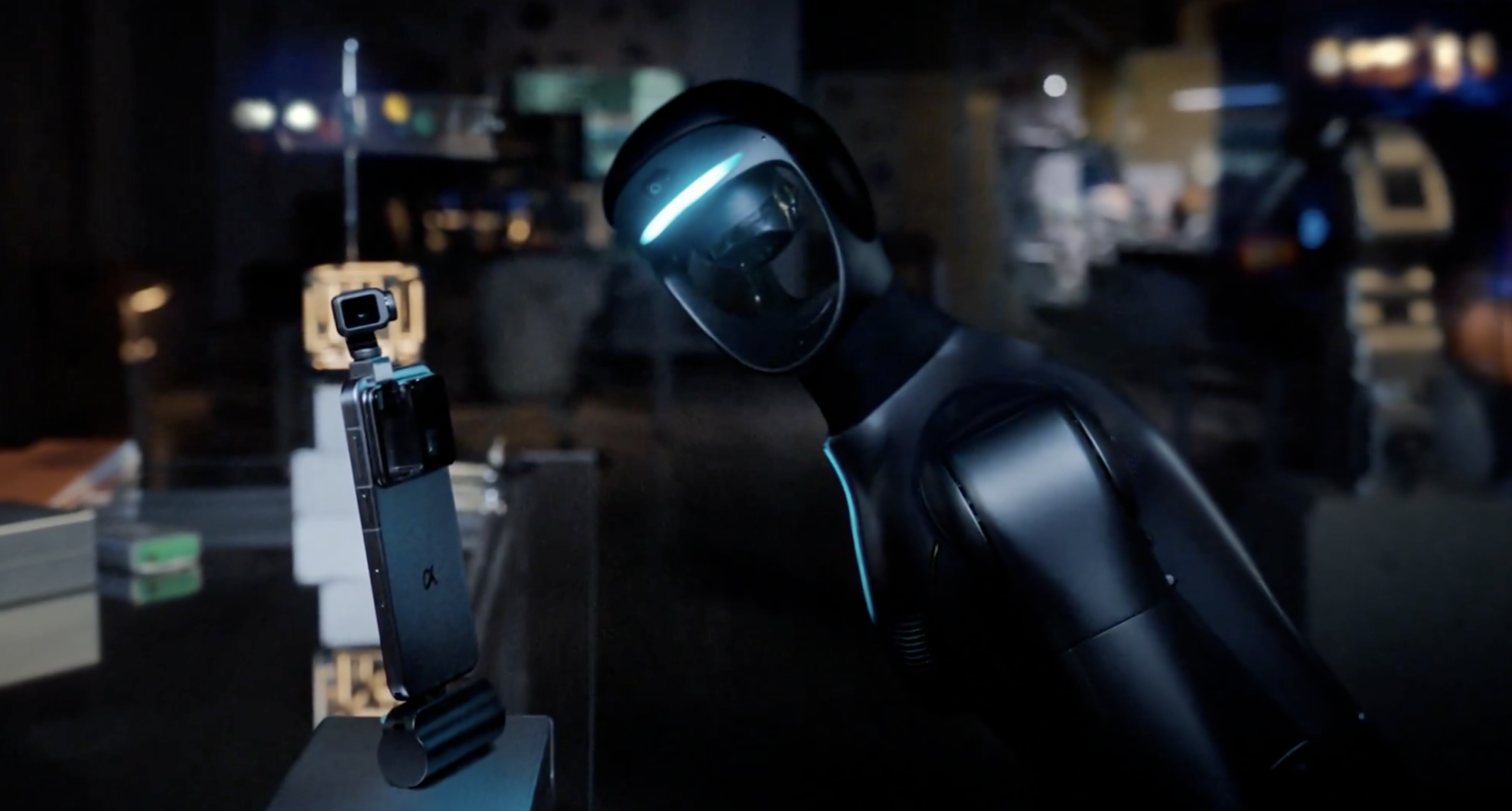 Honor has a humanoid robot, and its bringing it to Mobile World Congress